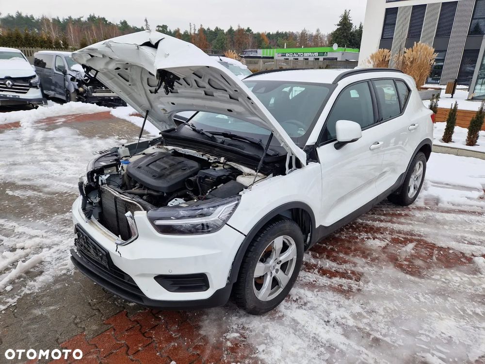 Volvo XC 40 T3 Momentum Core - 10