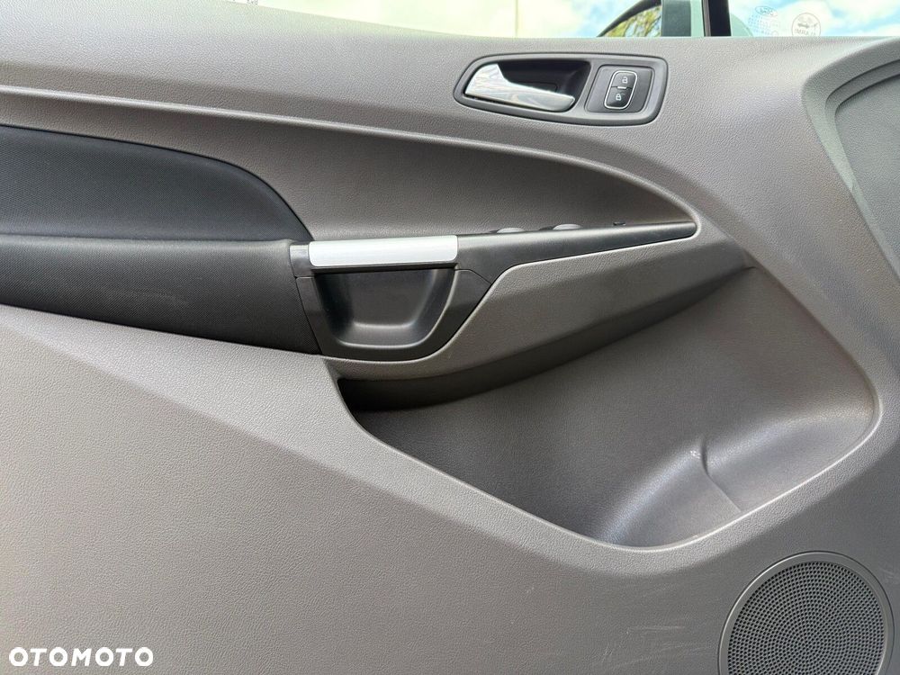Ford Tourneo Connect Grand - 11