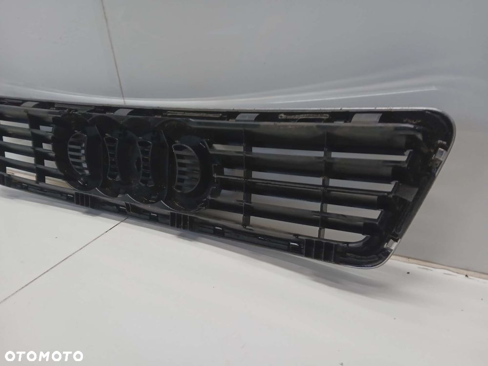 GRILL ATRAPA OSŁONA CHŁODNIC EMBLEMAT AUDI A6 C5  4B0853651 - 5