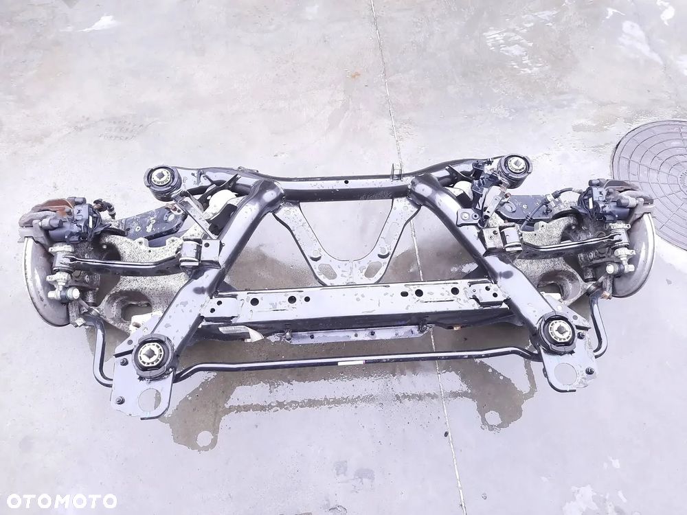 Volvo V60 II KOMBI 18r.- ZAWIESZENIE TYŁ KOMPLETNE - 2