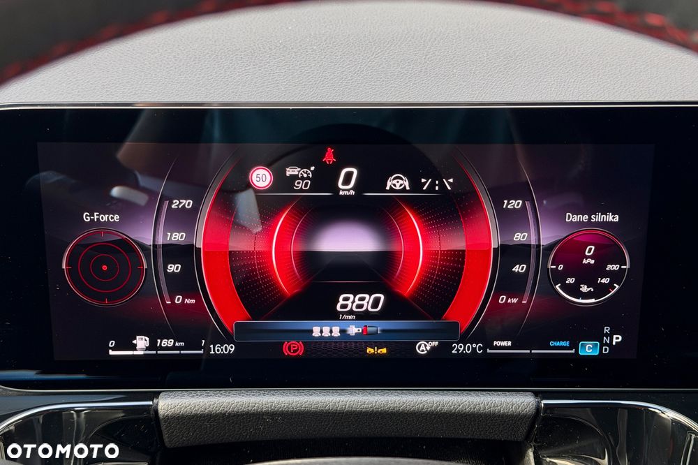 Mercedes-Benz GLA 200 AMG Line - 12