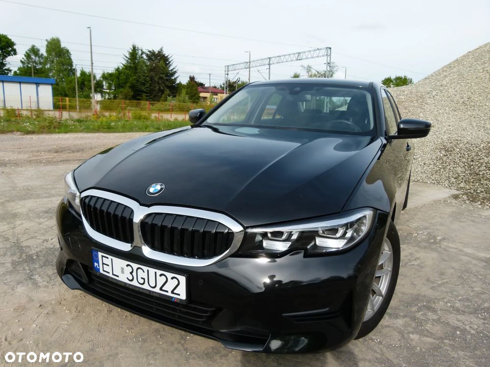 BMW Seria 3 320d Efficient Dynamics - 13