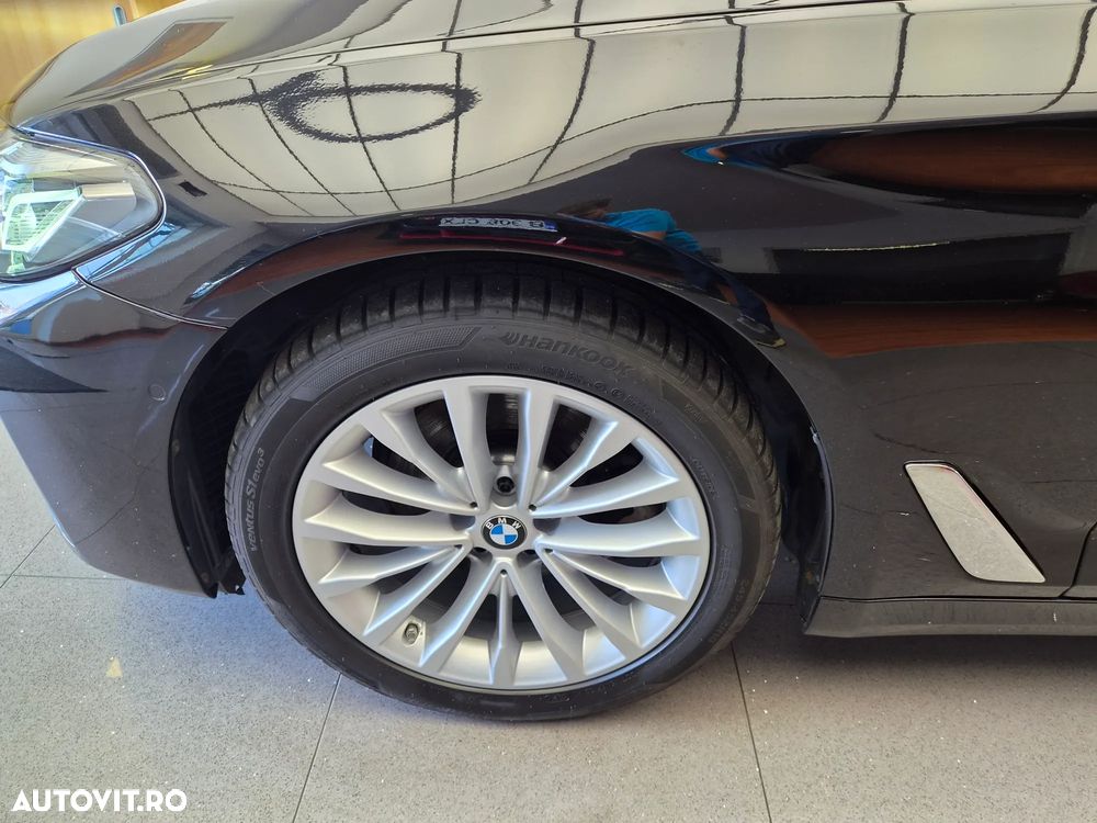 BMW Seria 5 520d xDrive AT MHEV - 8