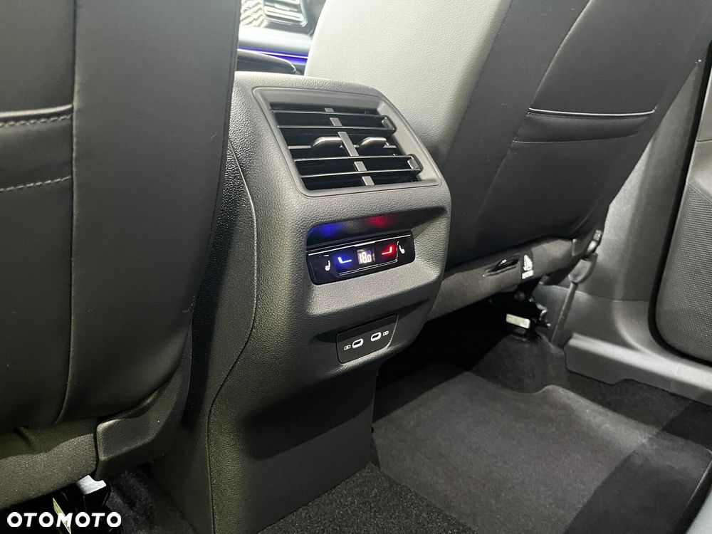 Volkswagen Tiguan - 20
