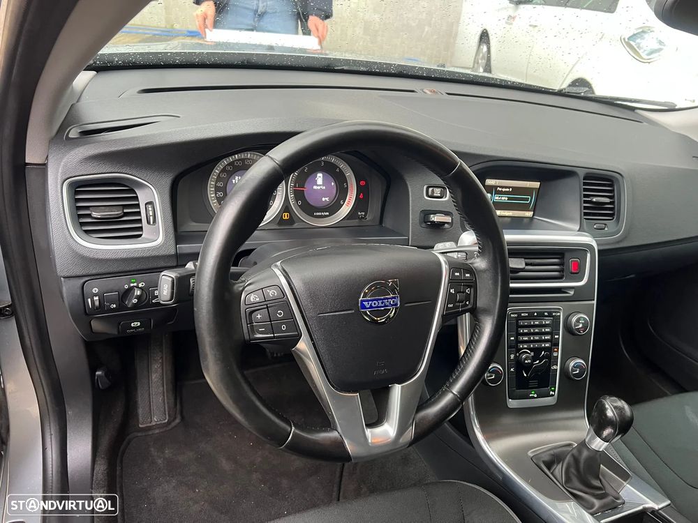 Volvo V60 - 10