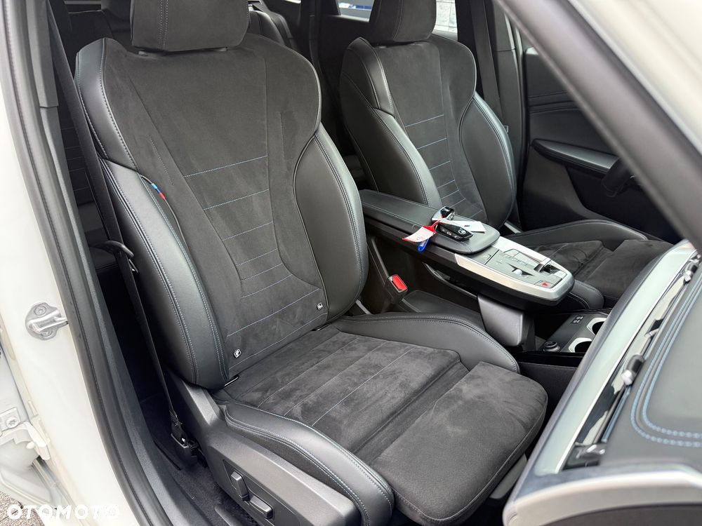 BMW X1 xDrive23i mHEV M Sport sport - 11