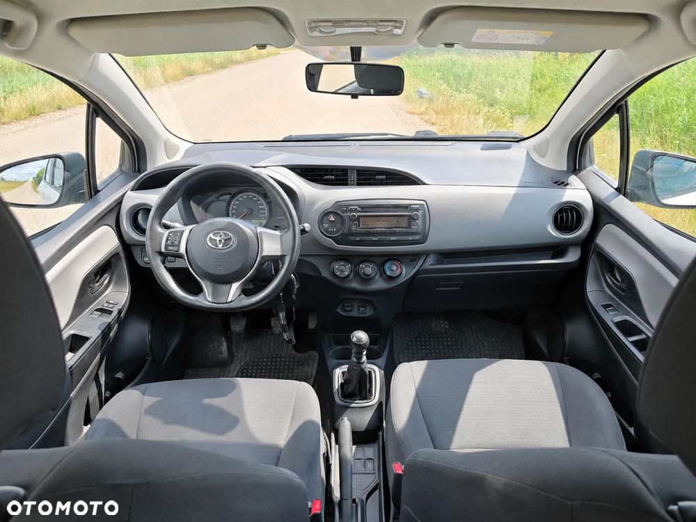 Toyota Yaris 1.4 D-4D Active - 9