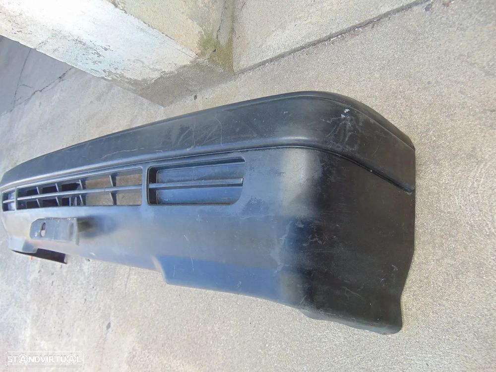 Mitsubishi L300 para-choques - 3