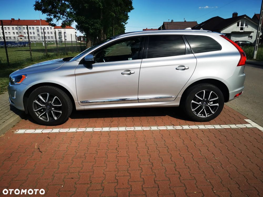 Volvo XC 60 - 4