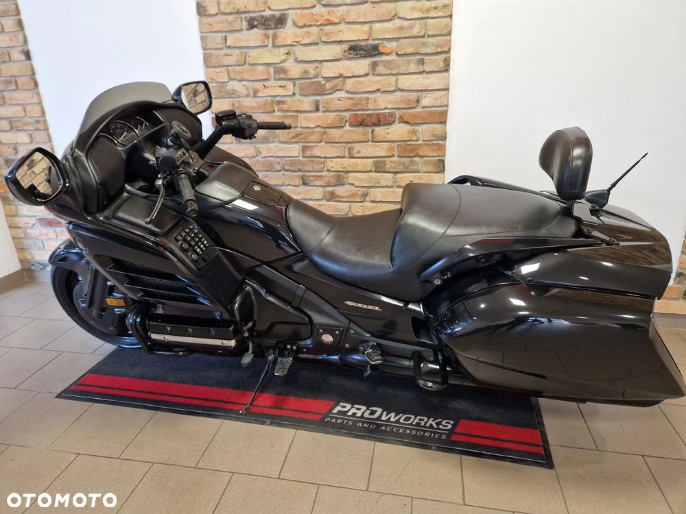 Honda GL - 3