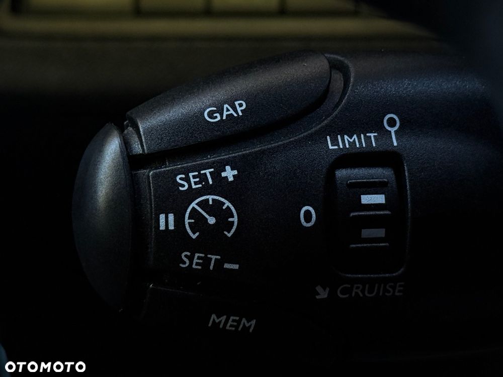 Peugeot 3008 PureTech 180 Stop & Start GPF EAT8 Crossway - 22