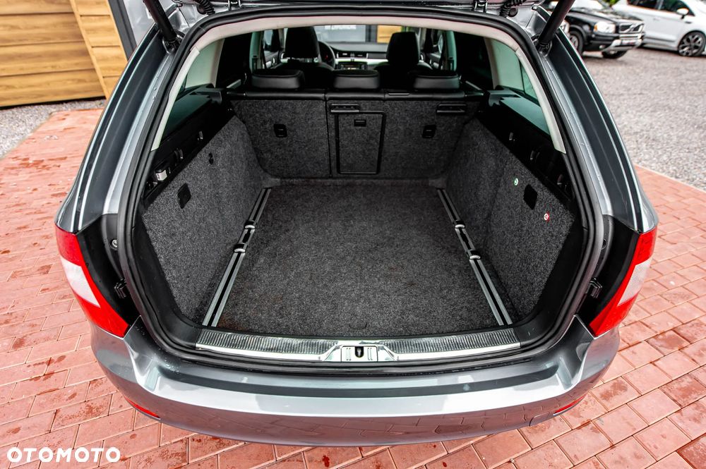 Skoda Superb 3.6 V6 4x4 DSG Elegance - 15