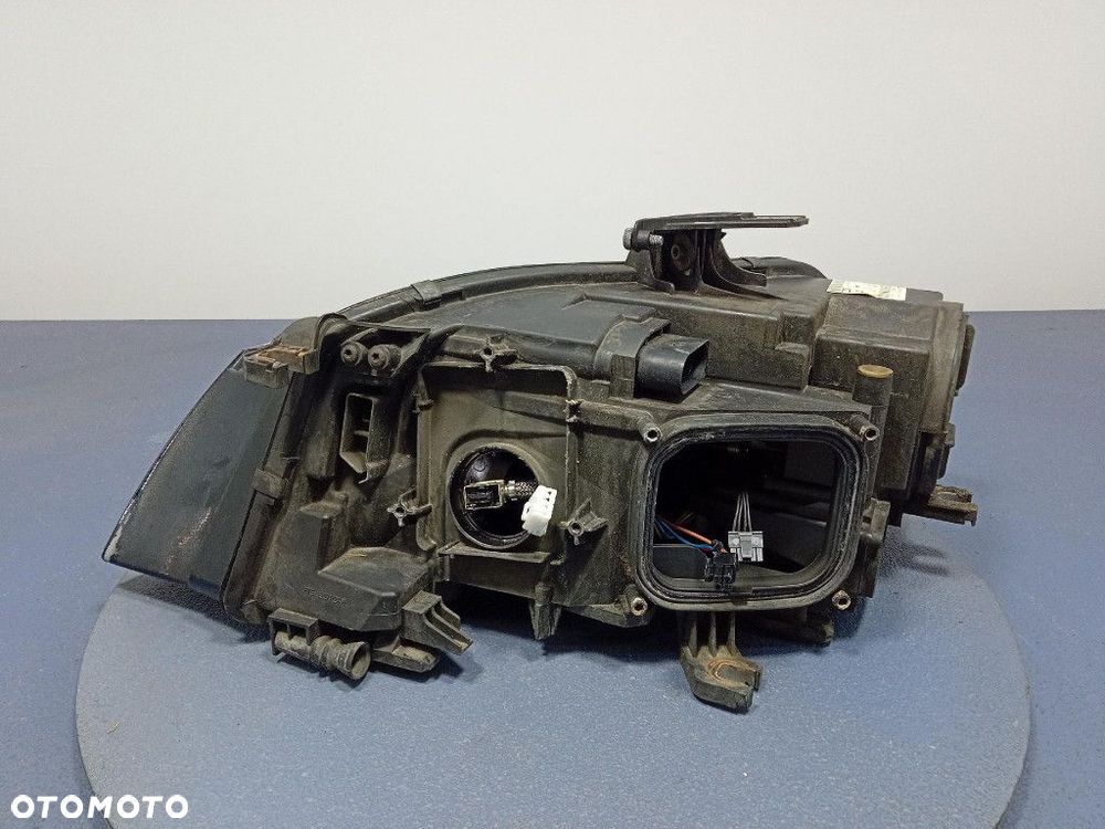 AUDI A4 B8 REFLEKTOR PRAWY XENON LED EU 8K0941004C - 3