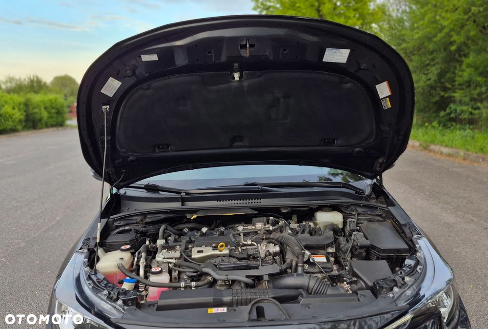 Toyota Corolla 2.0 Hybrid Comfort - 16