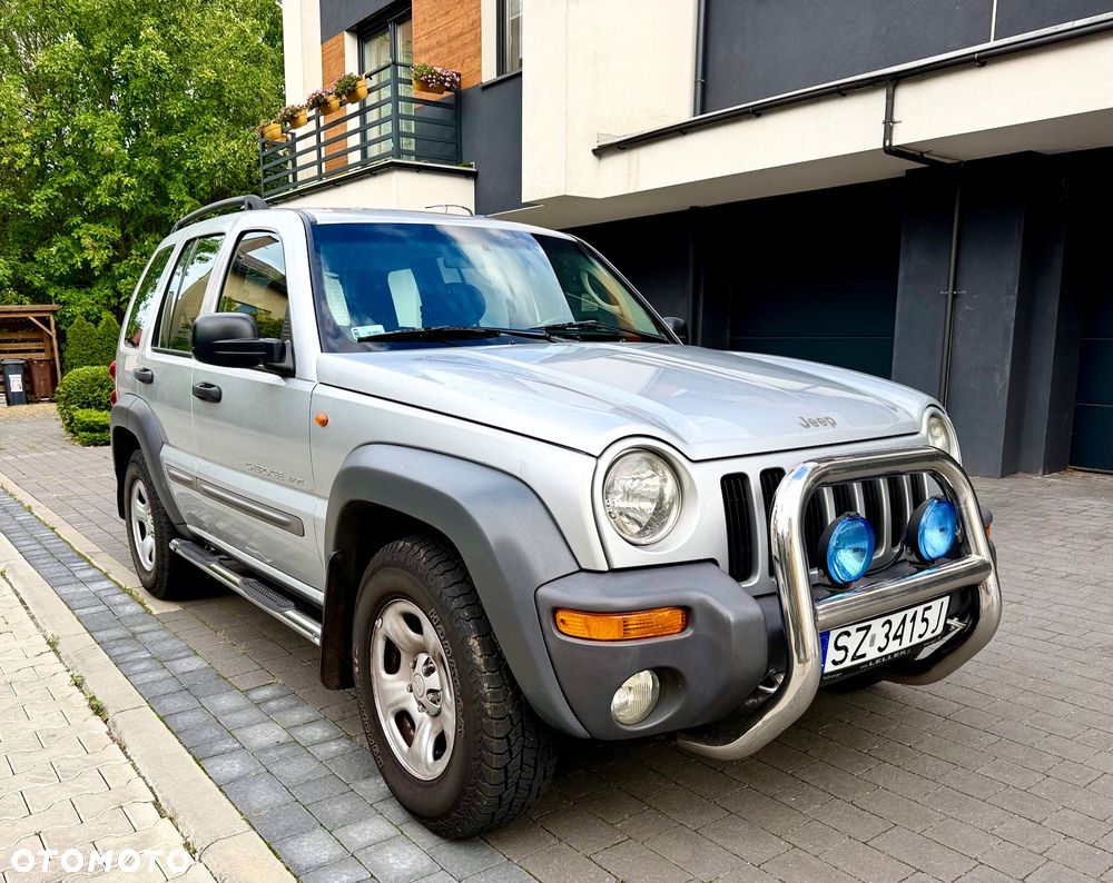 Jeep Cherokee 2.8L CRD Sport - 2