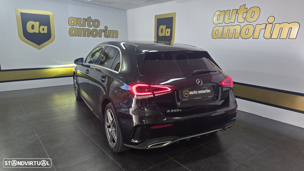 Mercedes-Benz A 250 e AMG Line - 11