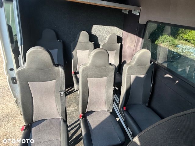 Volkswagen Crafter - 13