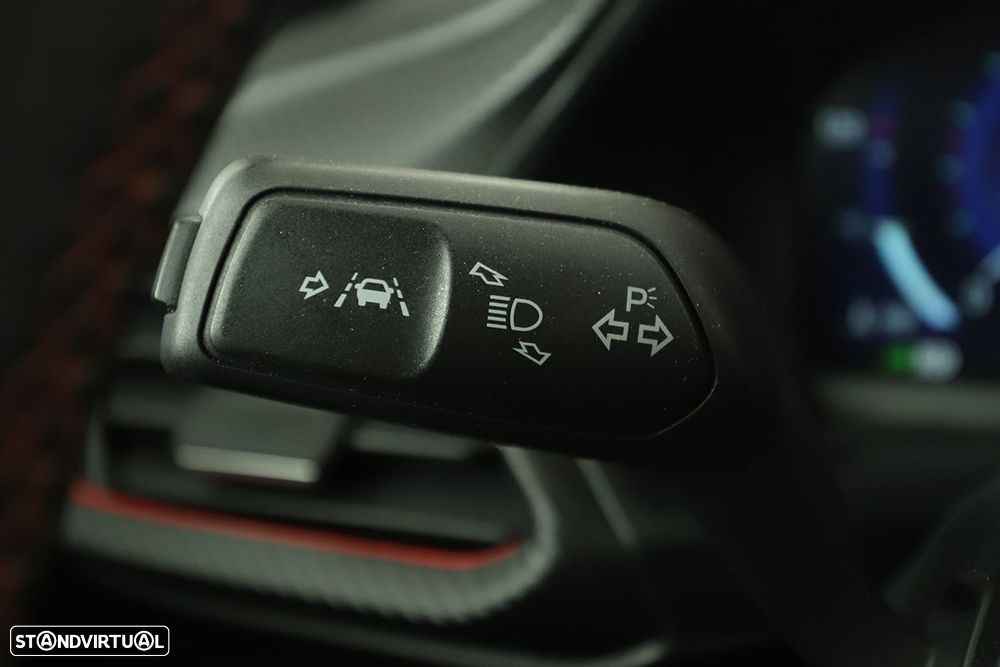 Ford Puma 1.0 EcoBoost MHEV ST-Line X Aut. — fotografia 17