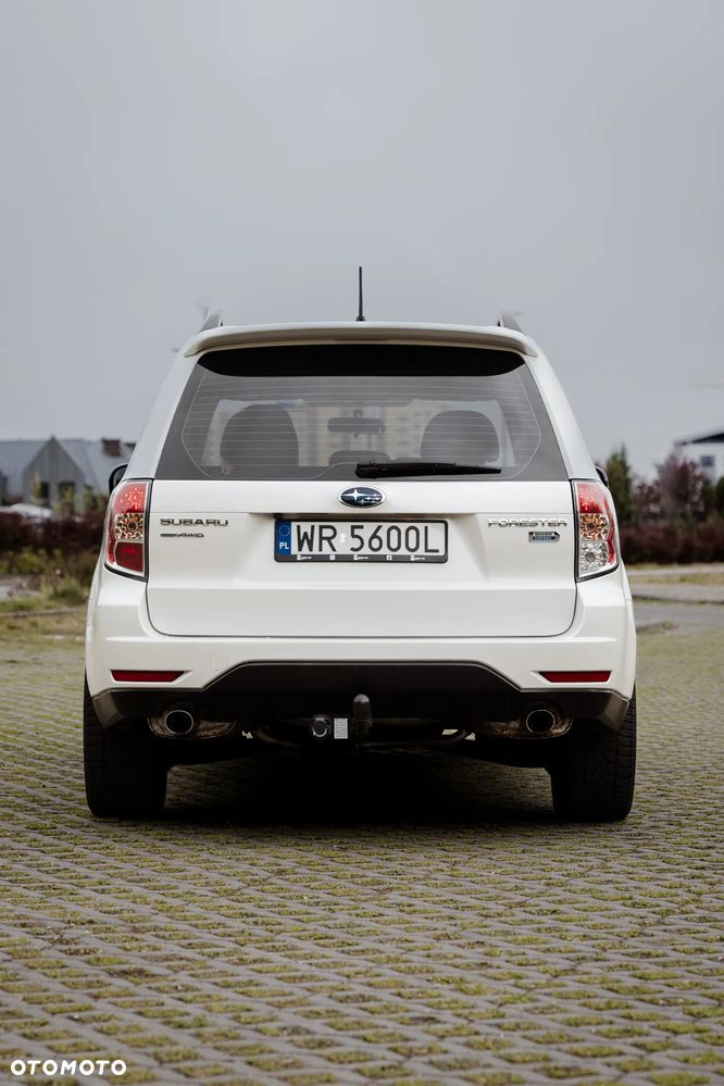 Subaru Forester 2.0D XE 000 - 9