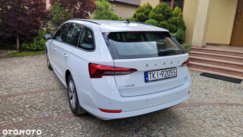 Skoda Octavia 2.0 TDI Ambition DSG - 26