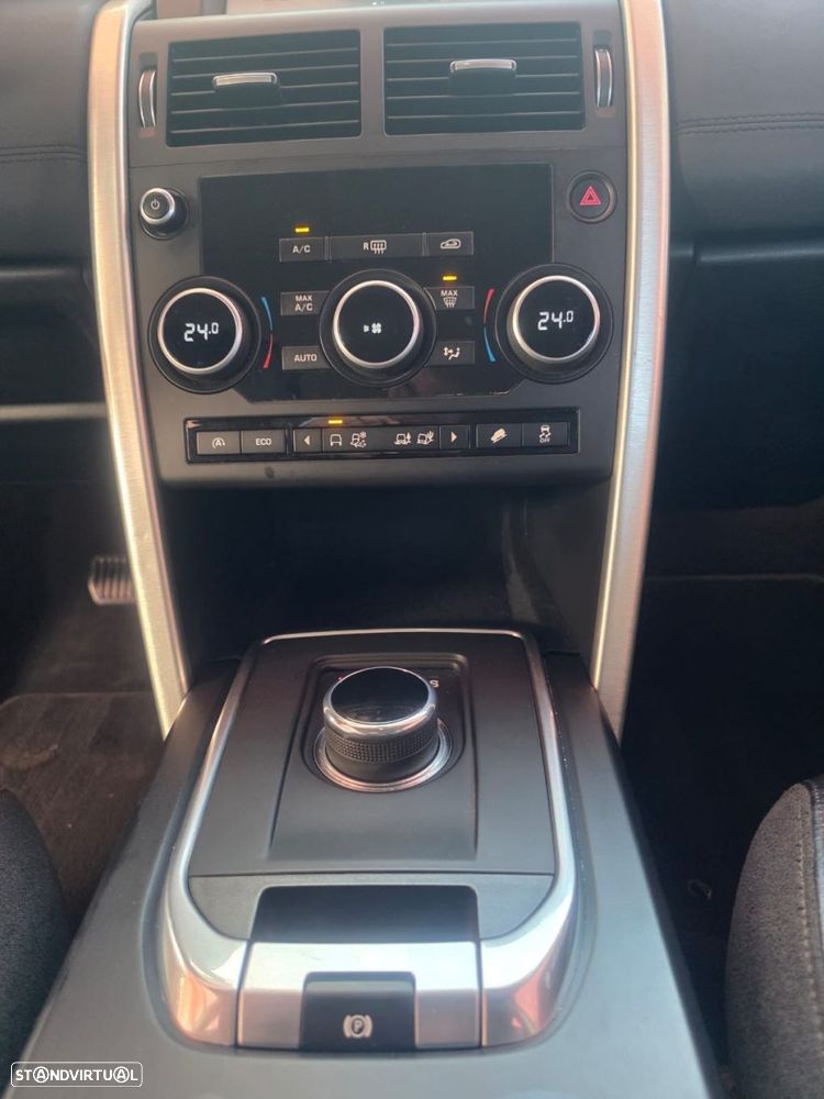 Land Rover Discovery Sport 2.0 TD4 HSE Luxury Auto - 11