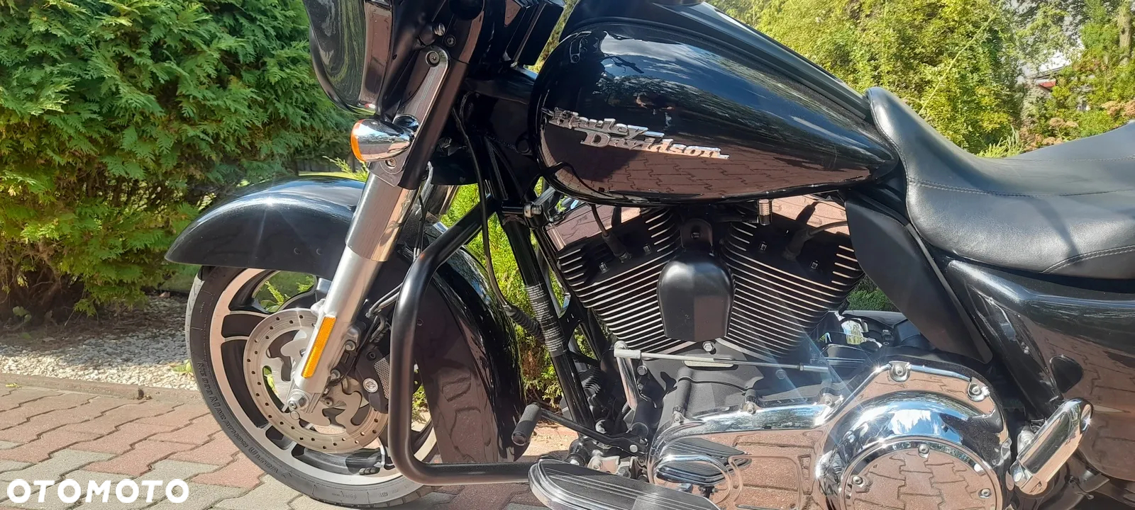 Harley-Davidson Touring Street Glide - 22