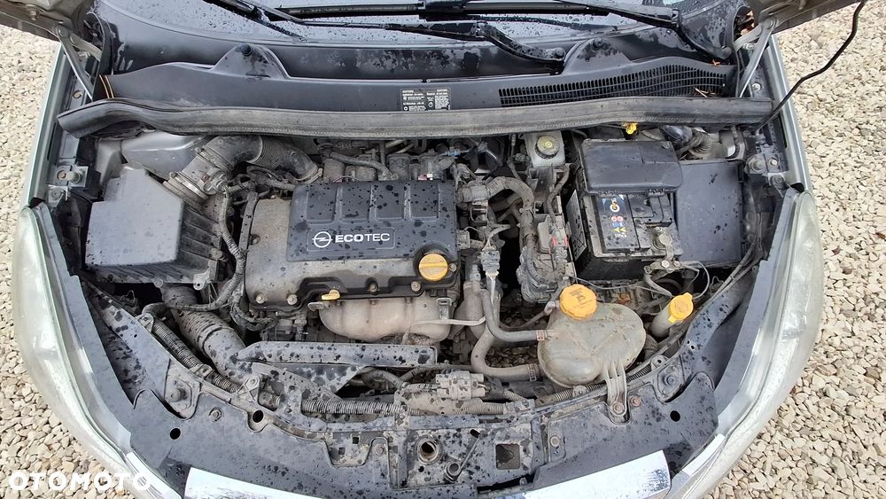 Opel Corsa 1.2 16V Essentia - 21