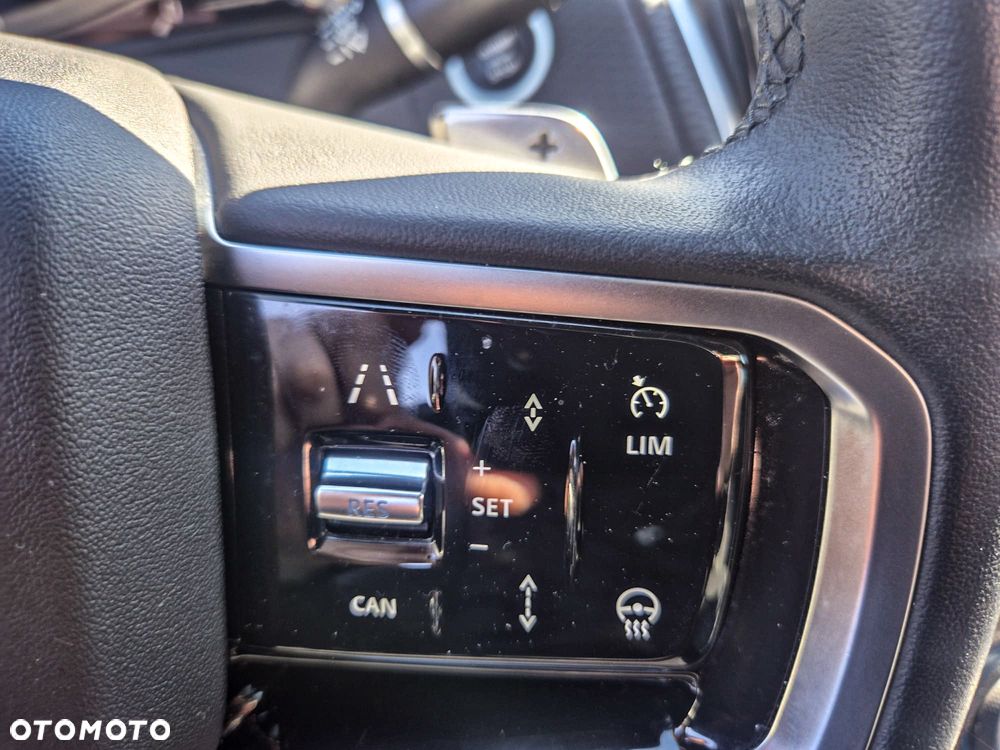 Land Rover Range Rover Velar D200 R-Dynamic - 31