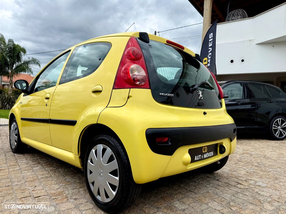 Peugeot 107 1.0 Urban - 22