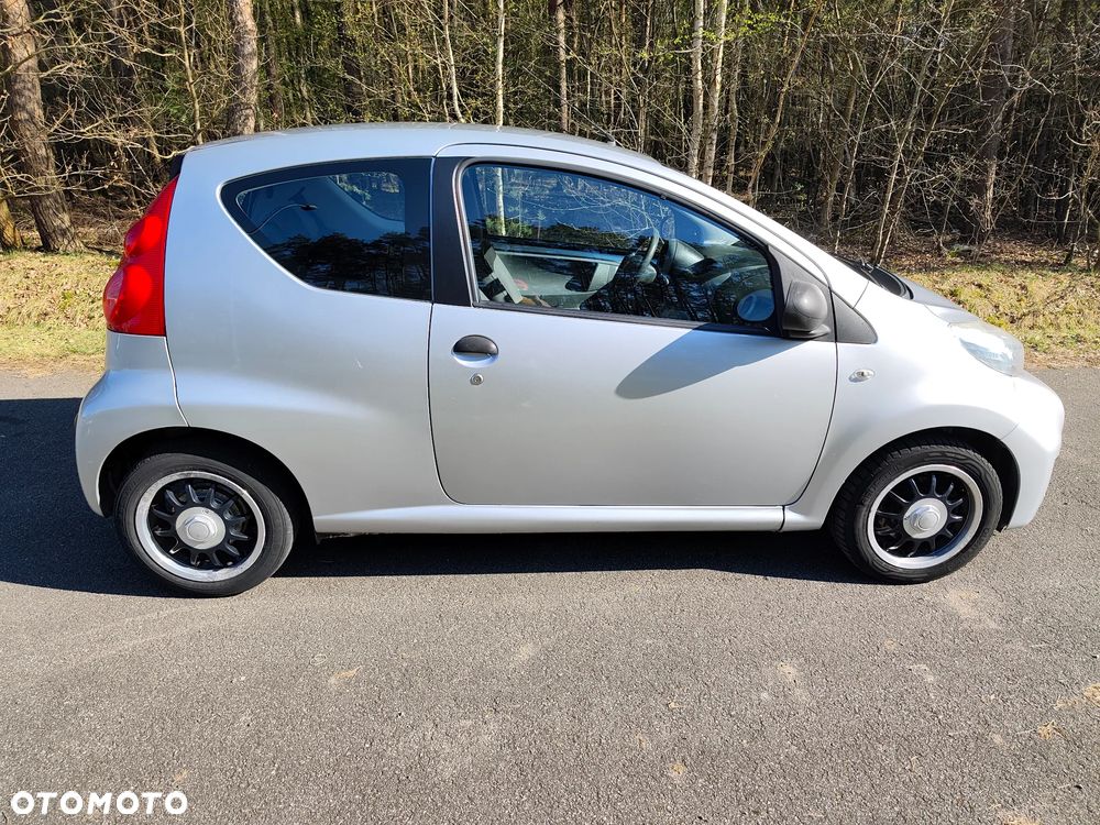 Peugeot 107 1.0 Happy Euro5 - 8