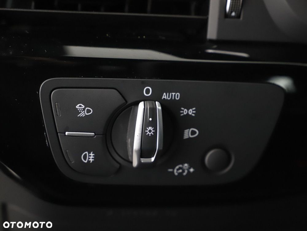 Audi A4 Avant 40 TDI mHEV S tronic - 23