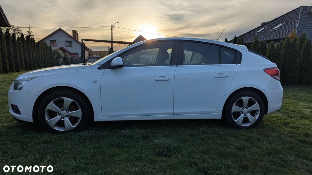 Chevrolet Cruze 1.7TD LT+ - 10