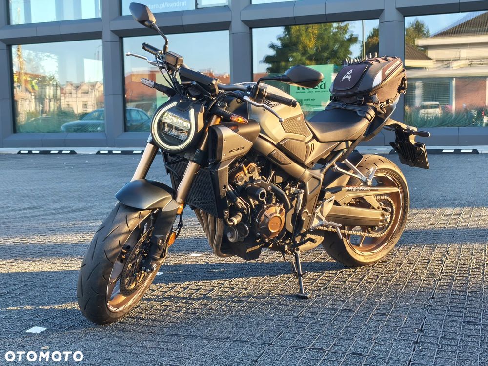 Honda CB - 2
