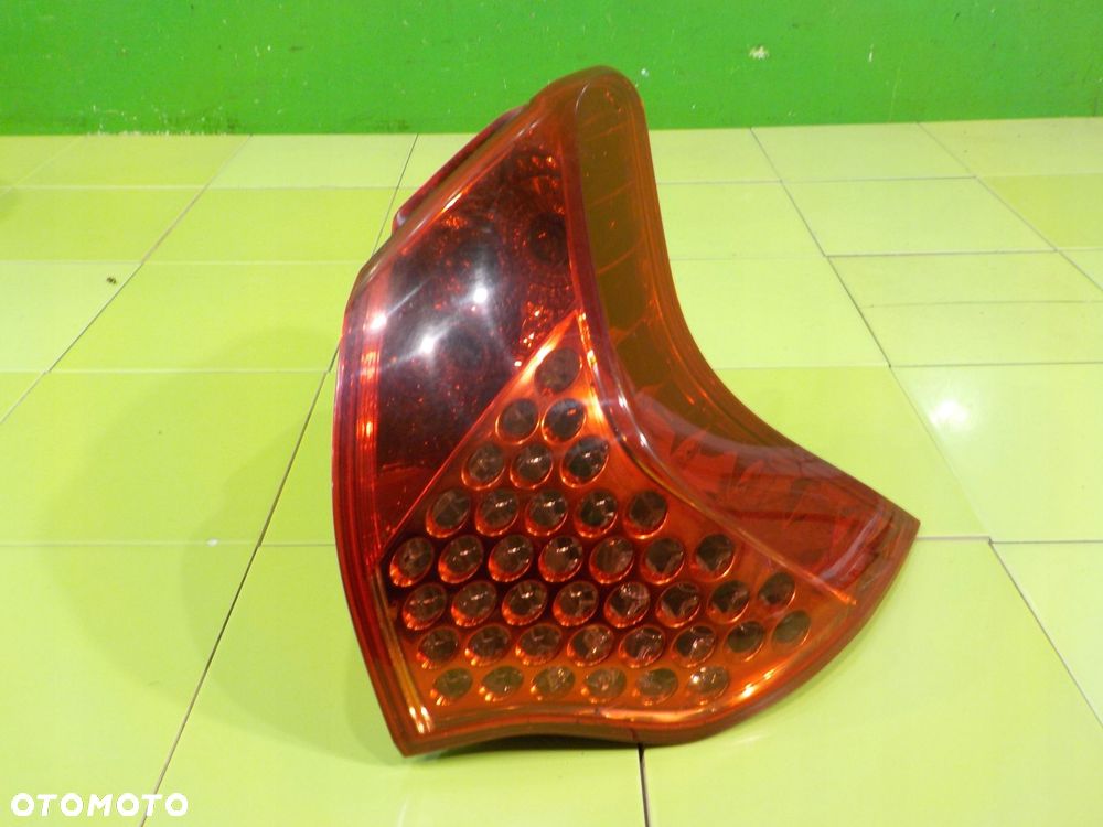 PEUGEOT 3008 I 1.6 HDI 11r 5D lampa prawa tyl 9683460780 - 1