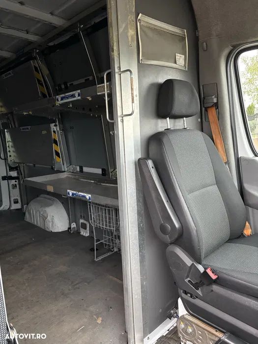Mercedes-Benz Sprinter - 5