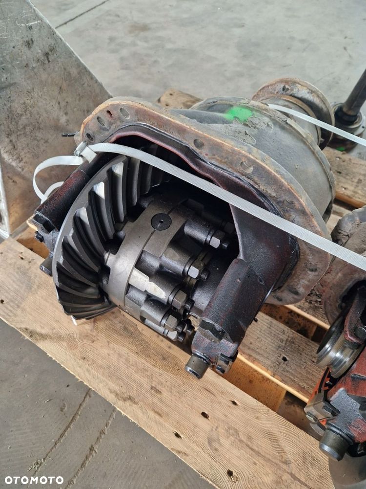 Wkład mostu Ginaf Sisu Dyfer 2617 26/17 1.53 94415 4x4 8x8 6x6 8x6 Główka - 2