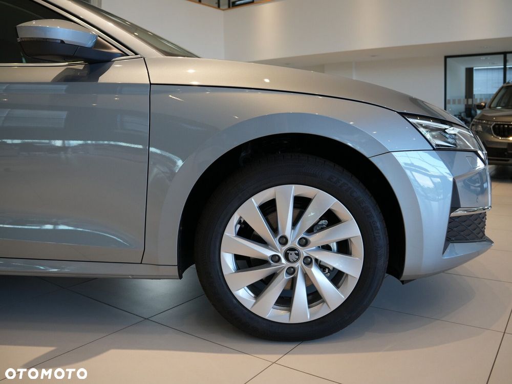 Skoda Octavia 1.5 TSI mHEV Drive Selection DSG - 6