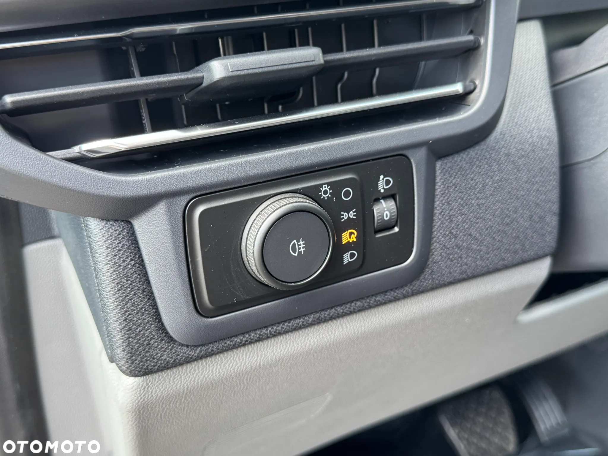 Ford Tourneo Custom 2.0 EcoBlue L2 Titanium SelectShift - 22