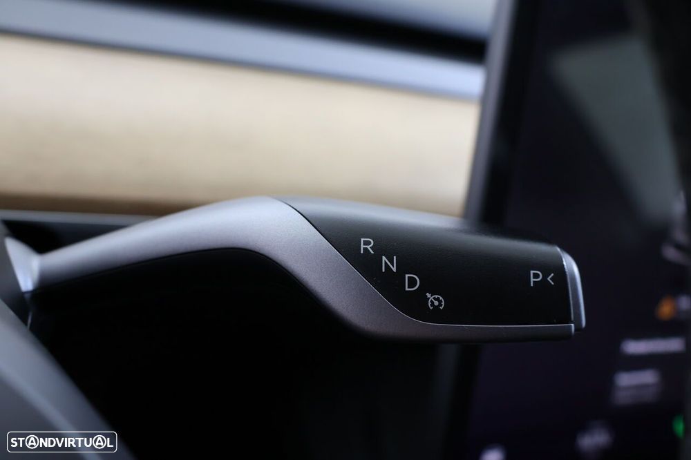 Tesla Model 3 Standard Range Plus RWD - 13