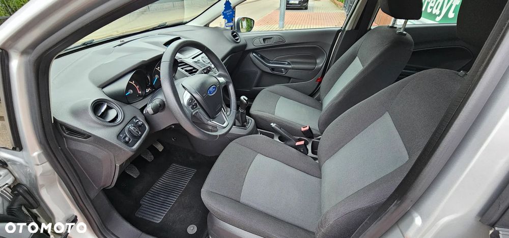 Ford Fiesta 1.25 Ambiente EU5 - 12