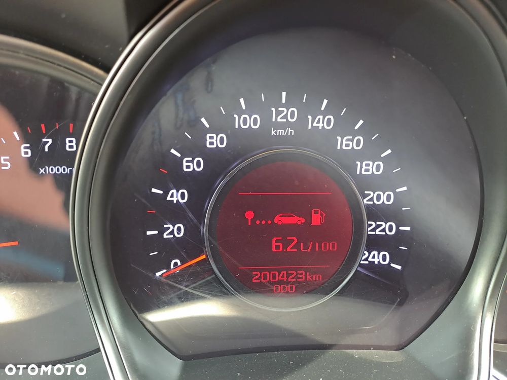 Kia Ceed - 7