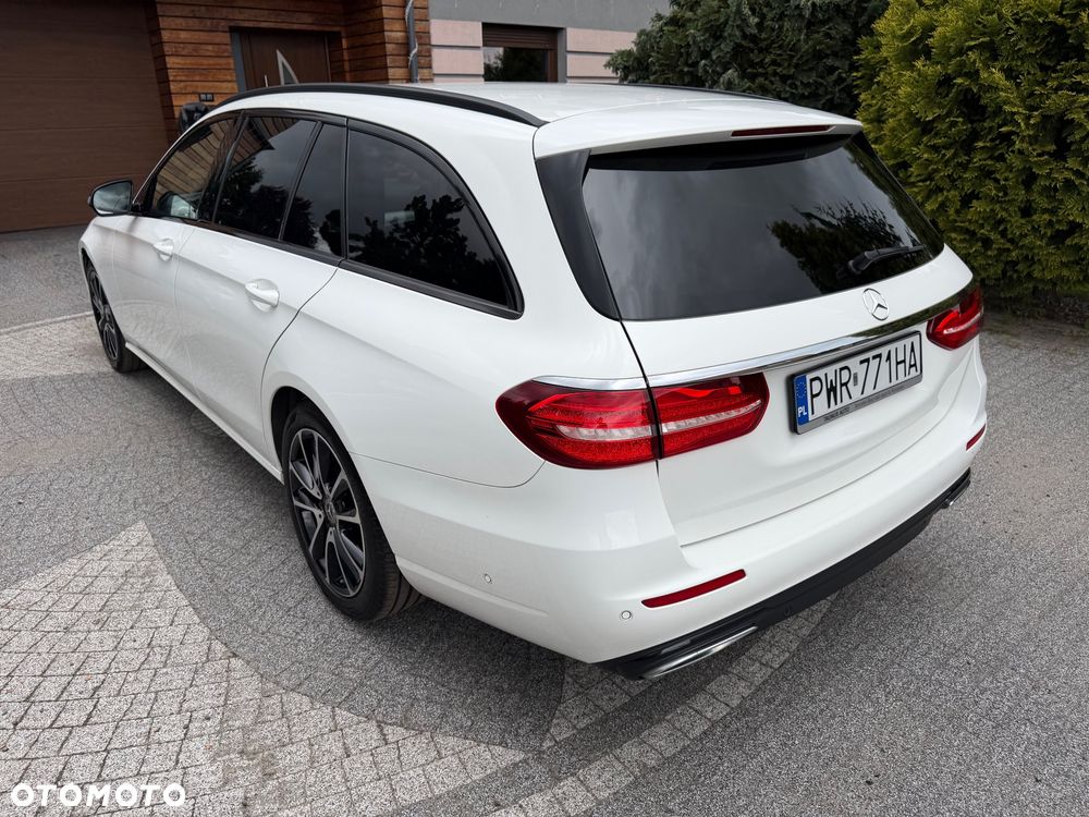 Mercedes-Benz Klasa E 220 d 9G-TRONIC - 18