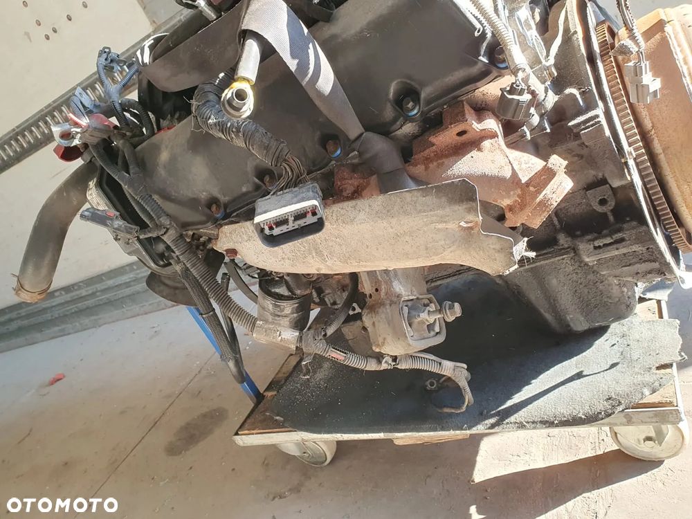 SILNIK JEEP GRAND CHEROKEE WJ III 2006R 4.7 V8 - 2