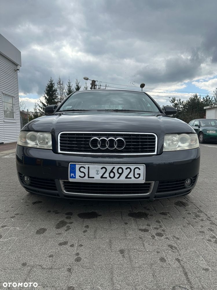 Audi A4 Limousine 2