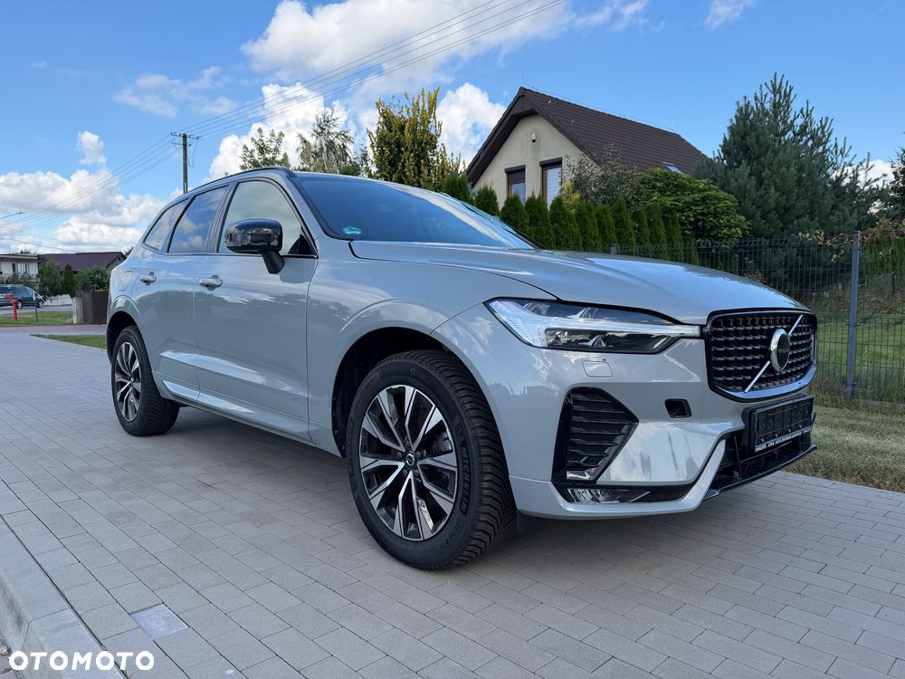 Volvo XC 60 B4 B Plus Dark - 5