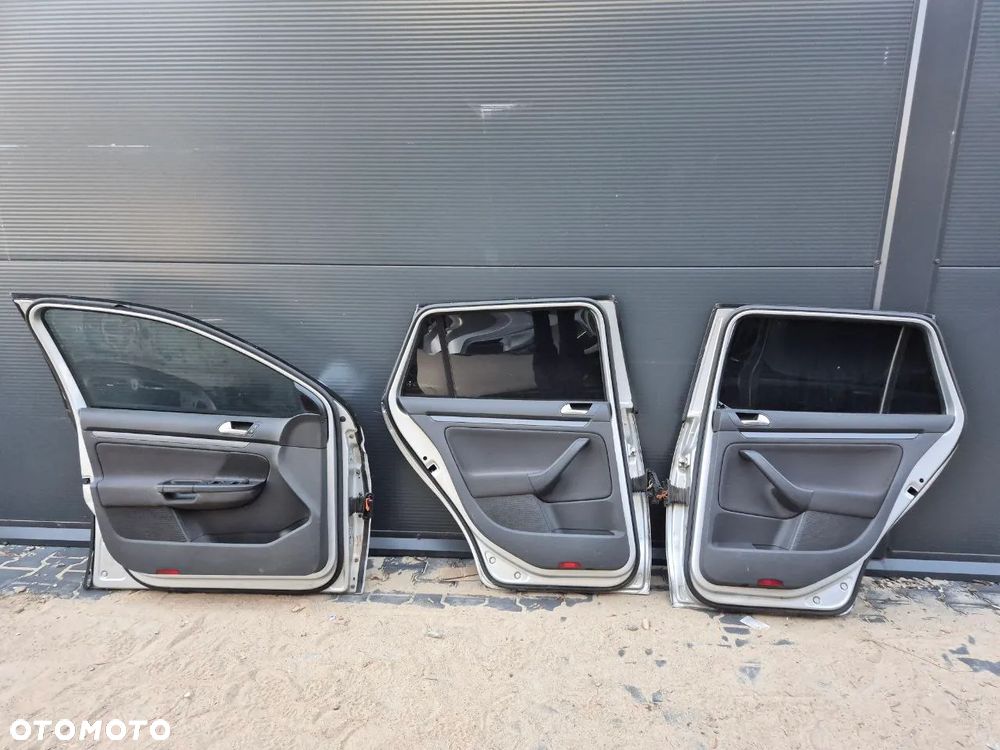 DRZWI VW GOLF VI - 11