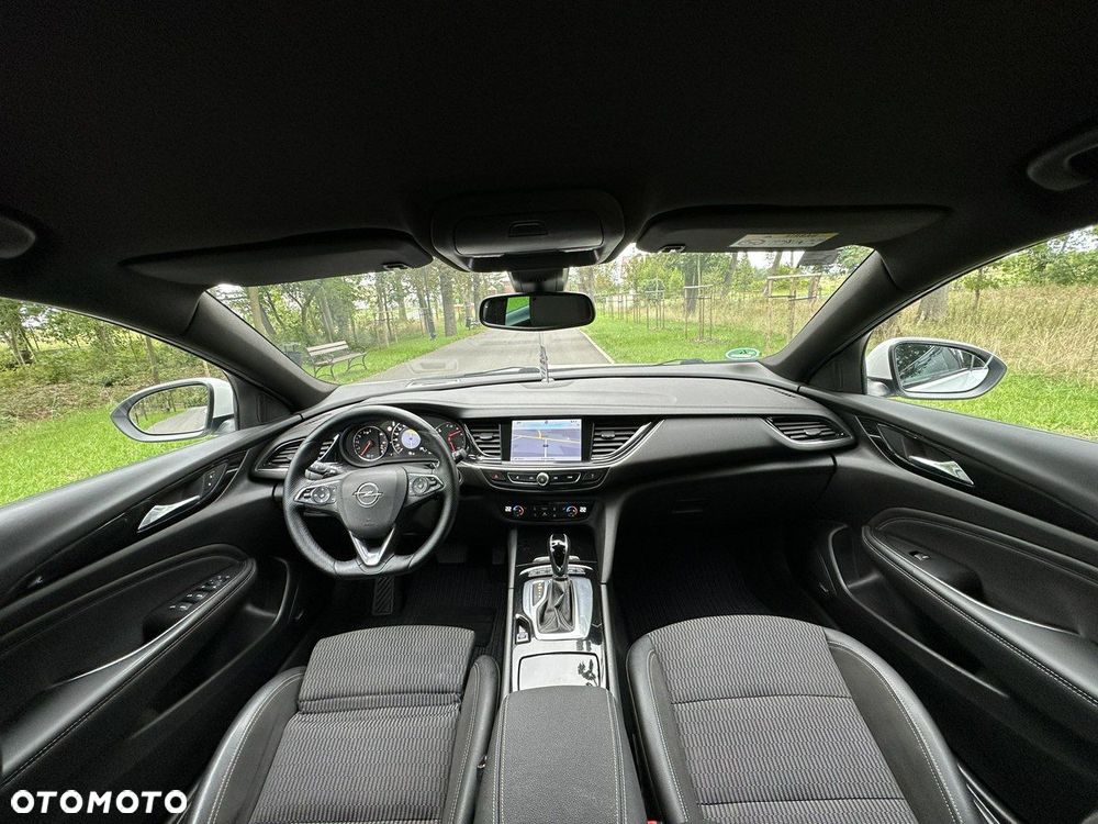 Opel Insignia - 33