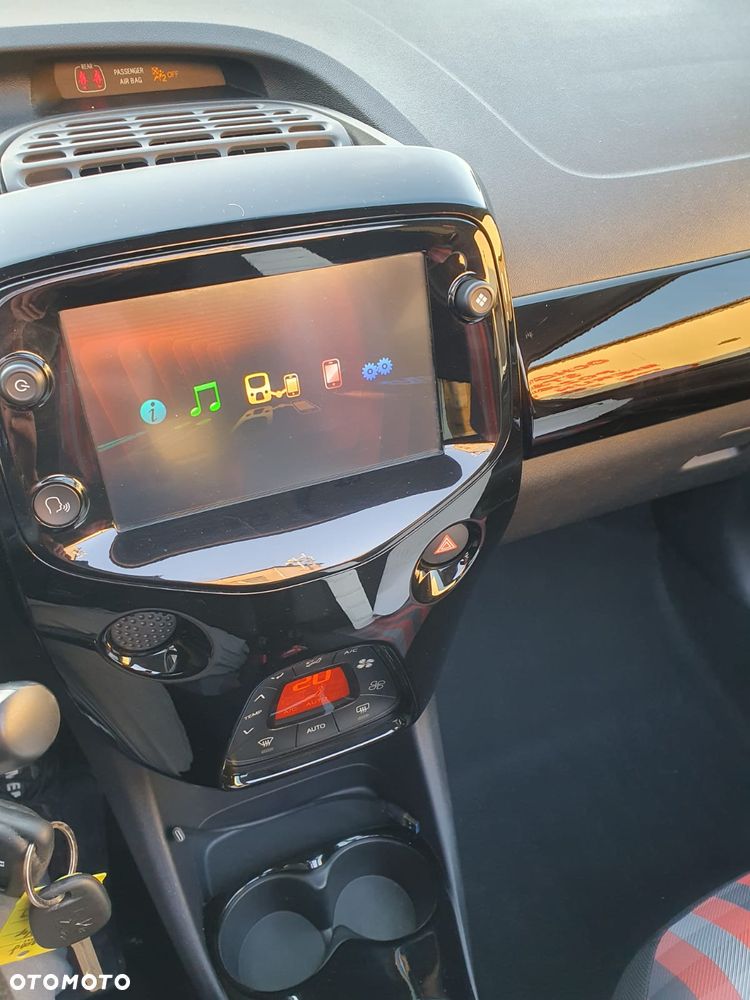 Peugeot 108 VTI 72 Top Allure - 10