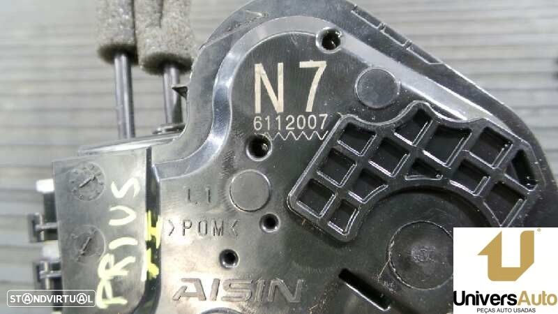 FECHADURA PORTA TRASEIRA ESQUERDA TOYOTA PRIUS PLUS 2017 -6112007 - 1