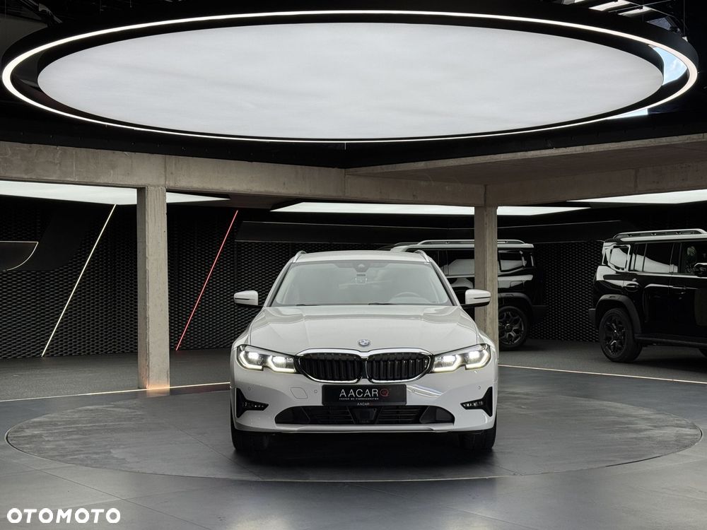 BMW Seria 3 320i Advantage - 9